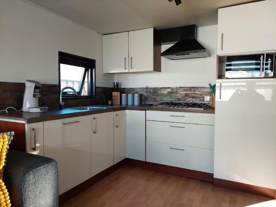 Stelle Maris, Nice Place In Heinkenszand, 2 Bedrooms, Outdoor Swimming Pool, Wifi Smart Tv And Privacy Экстерьер фото